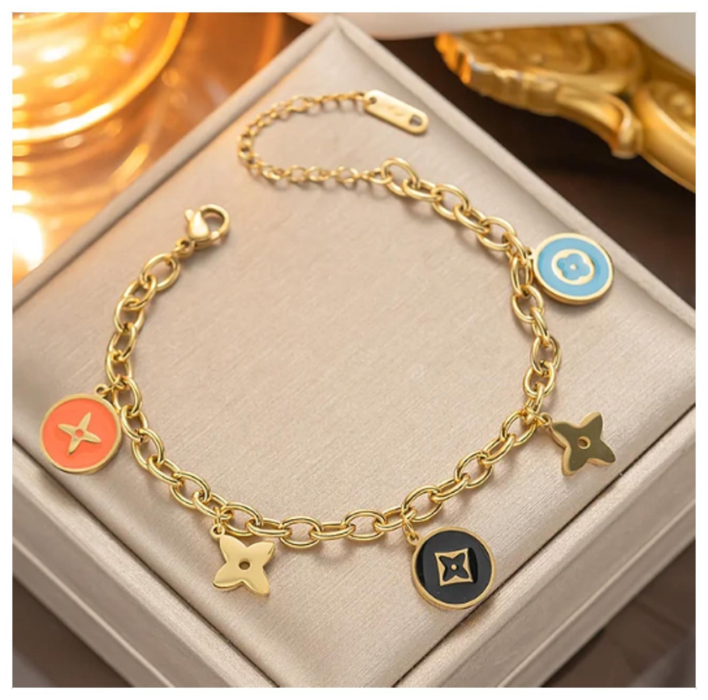 Multicolor star charm - Bracelet - Gold - 6.5-8"