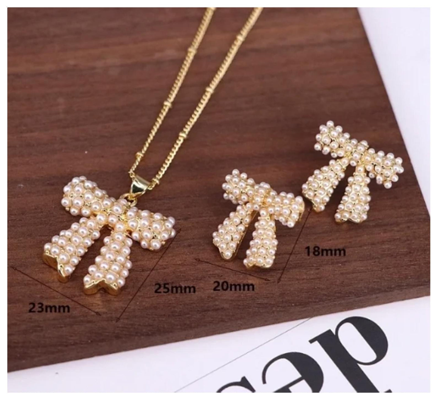 Pearl bows - Necklace/Earring set - Gold - 18"