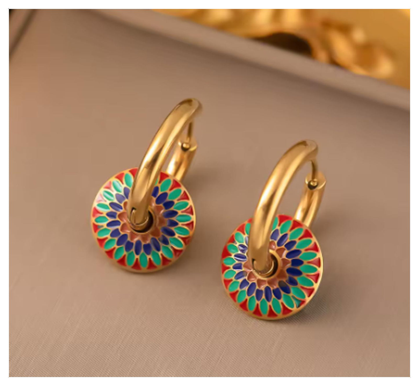 Multicolor enamel disc - Necklace/Earring set - Gold - 18"