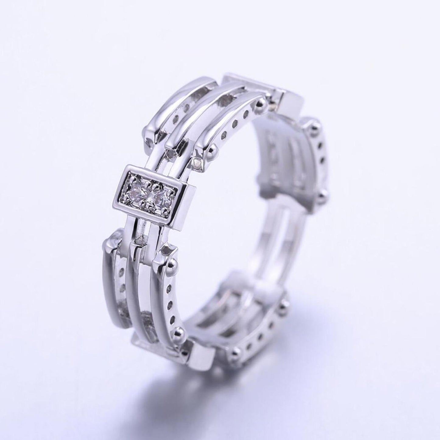 Interlocking band RING with accents - Silver - CZs- size 9