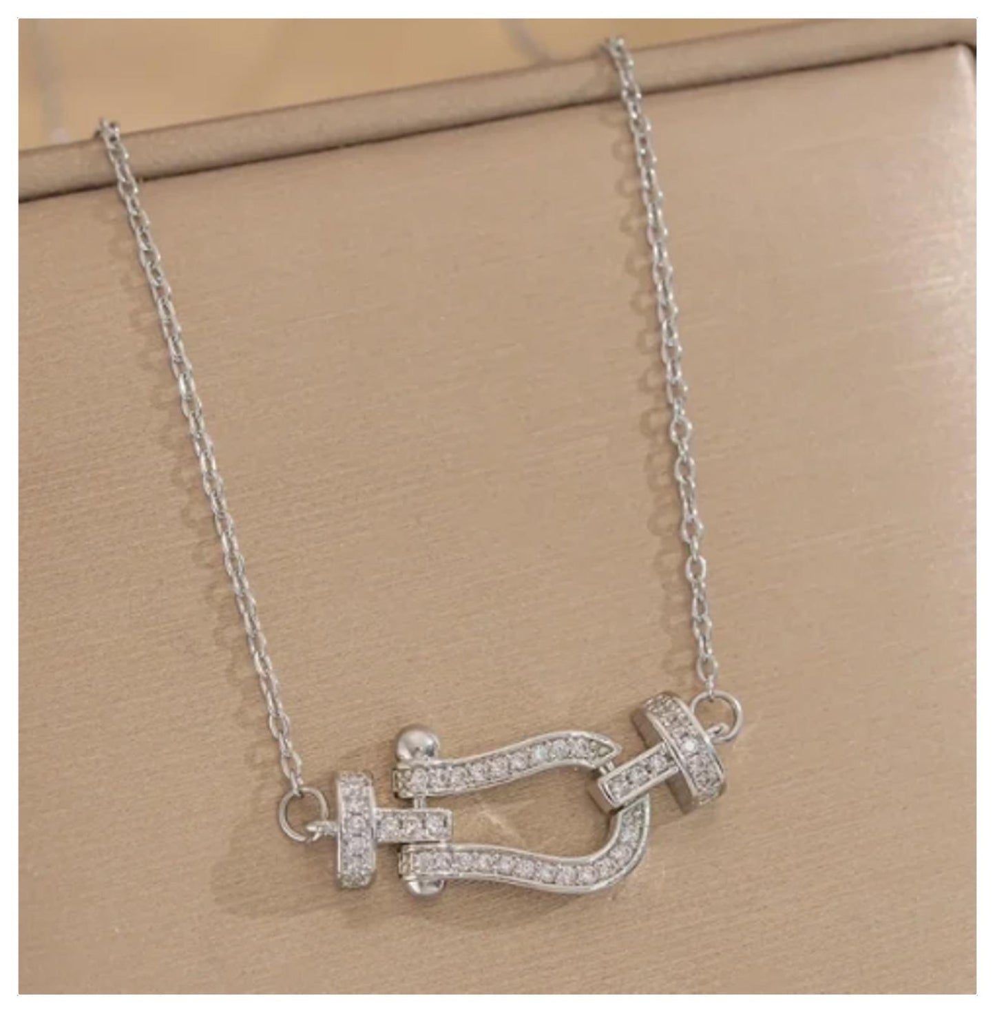 Horseshoe buckle - Necklace/Earring set - Silver - CZs - 18"