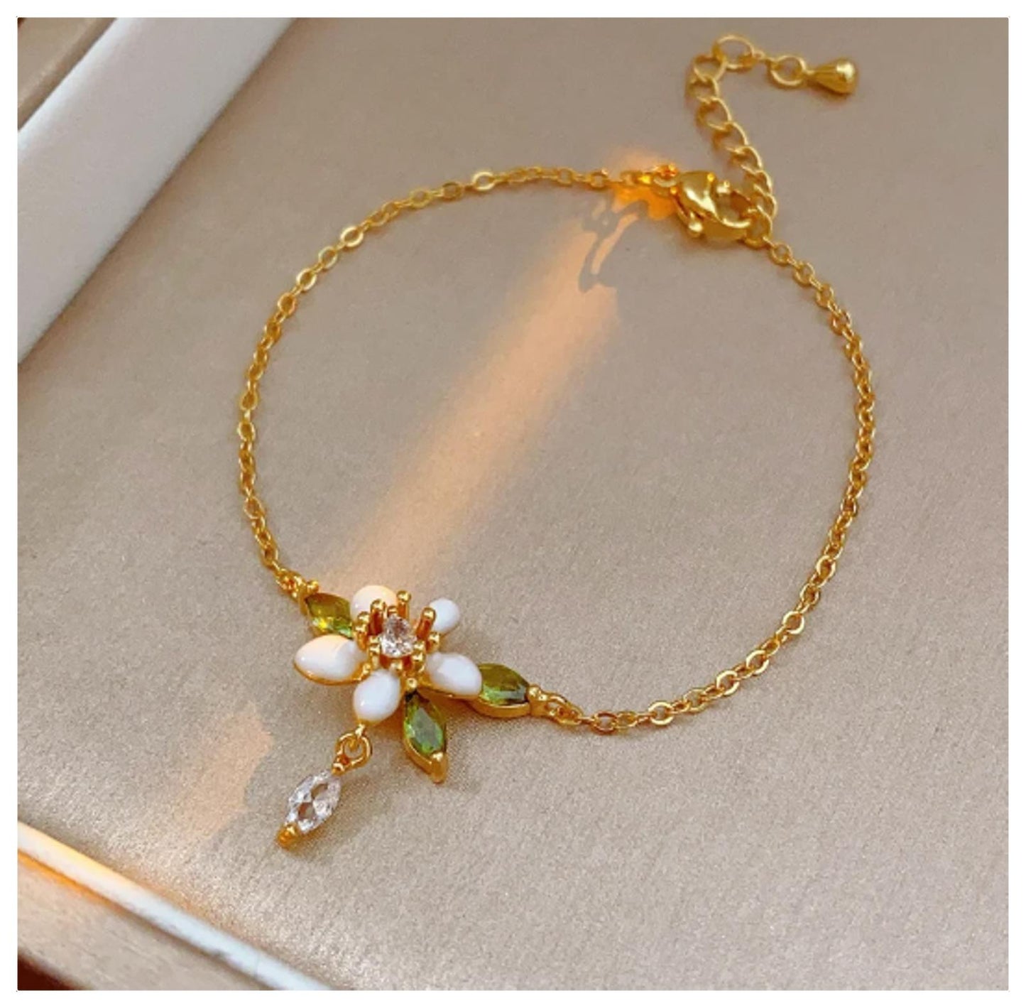 White and green flower - Necklace/Earring/Bracelet set - Gold - CZs - 18"
