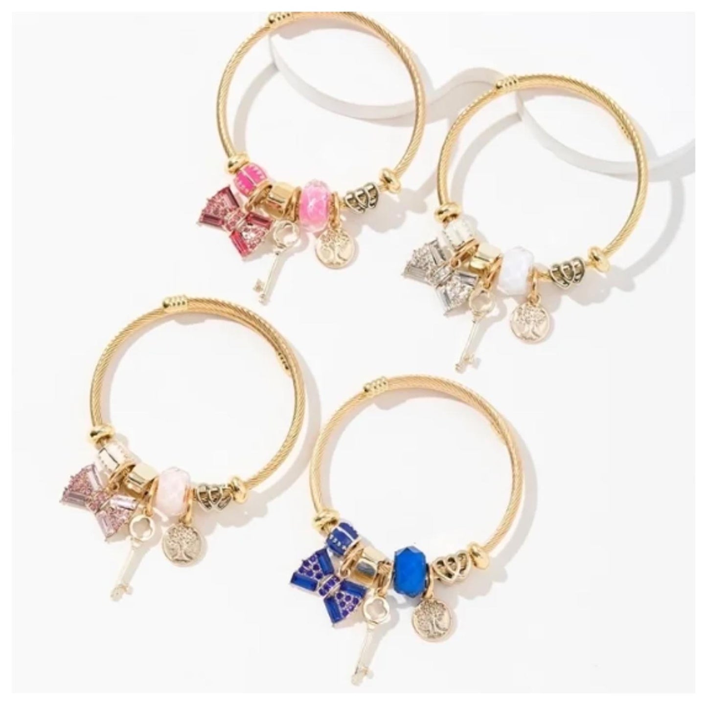 Bow and key bangle - Bracelet - Gold - CZs - 7"