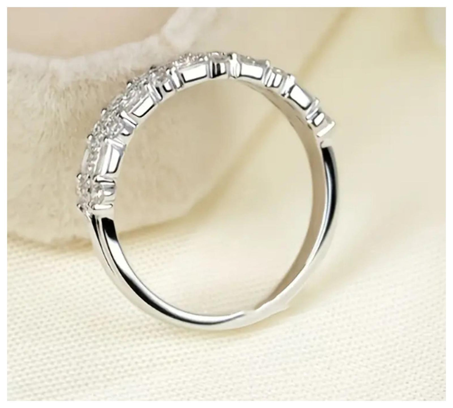 Baguette and round band Ring - Silver - CZs - Size 6