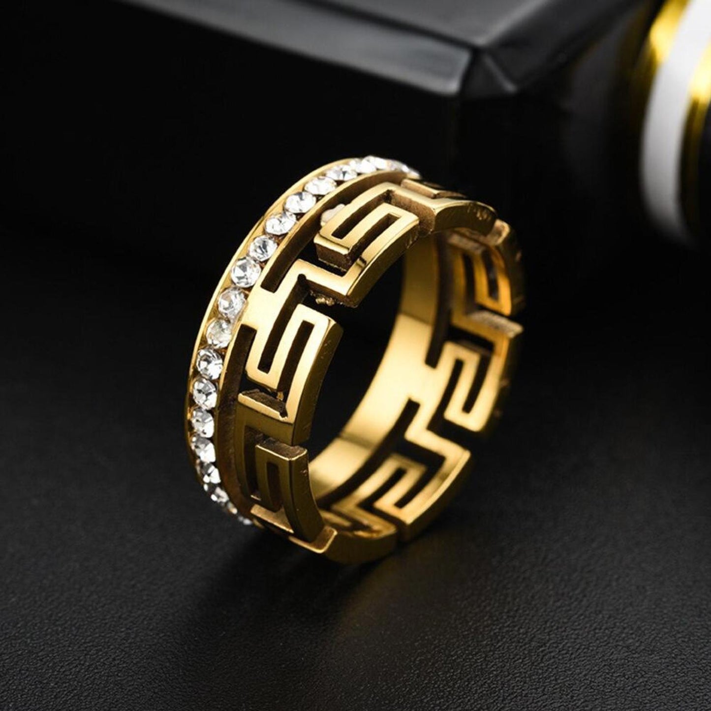 Cutout RING - Gold - CZs - size 9