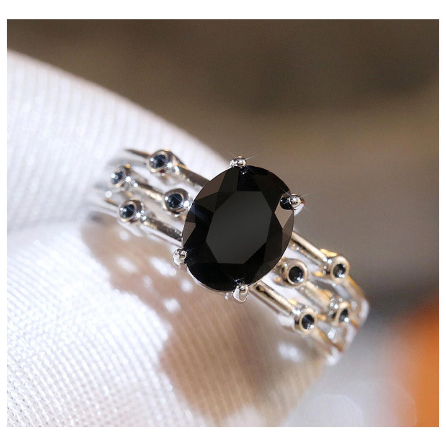 Black oval ring - Silver - CZs - Size 8.