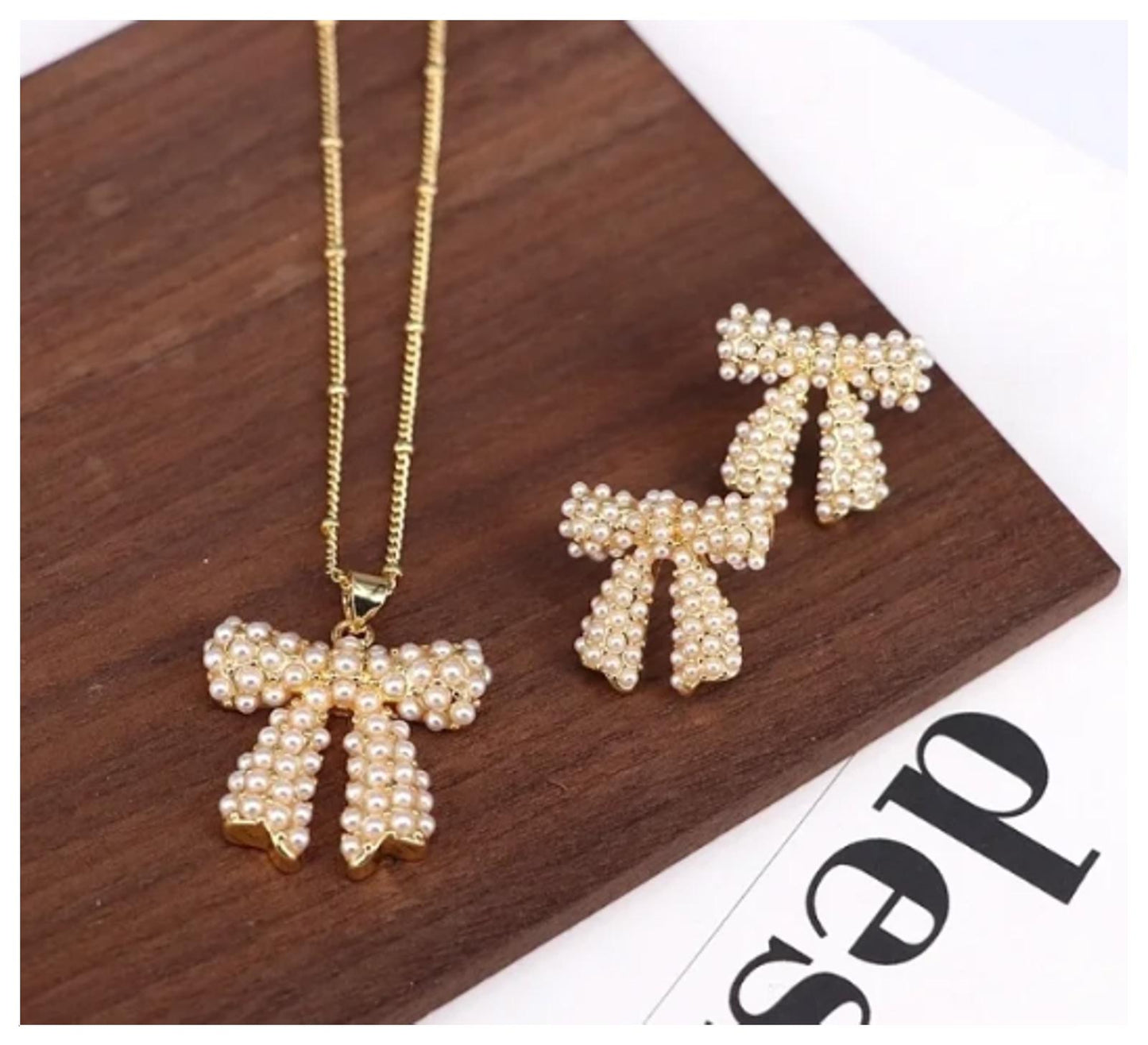 Pearl bows - Necklace/Earring set - Gold - 18"