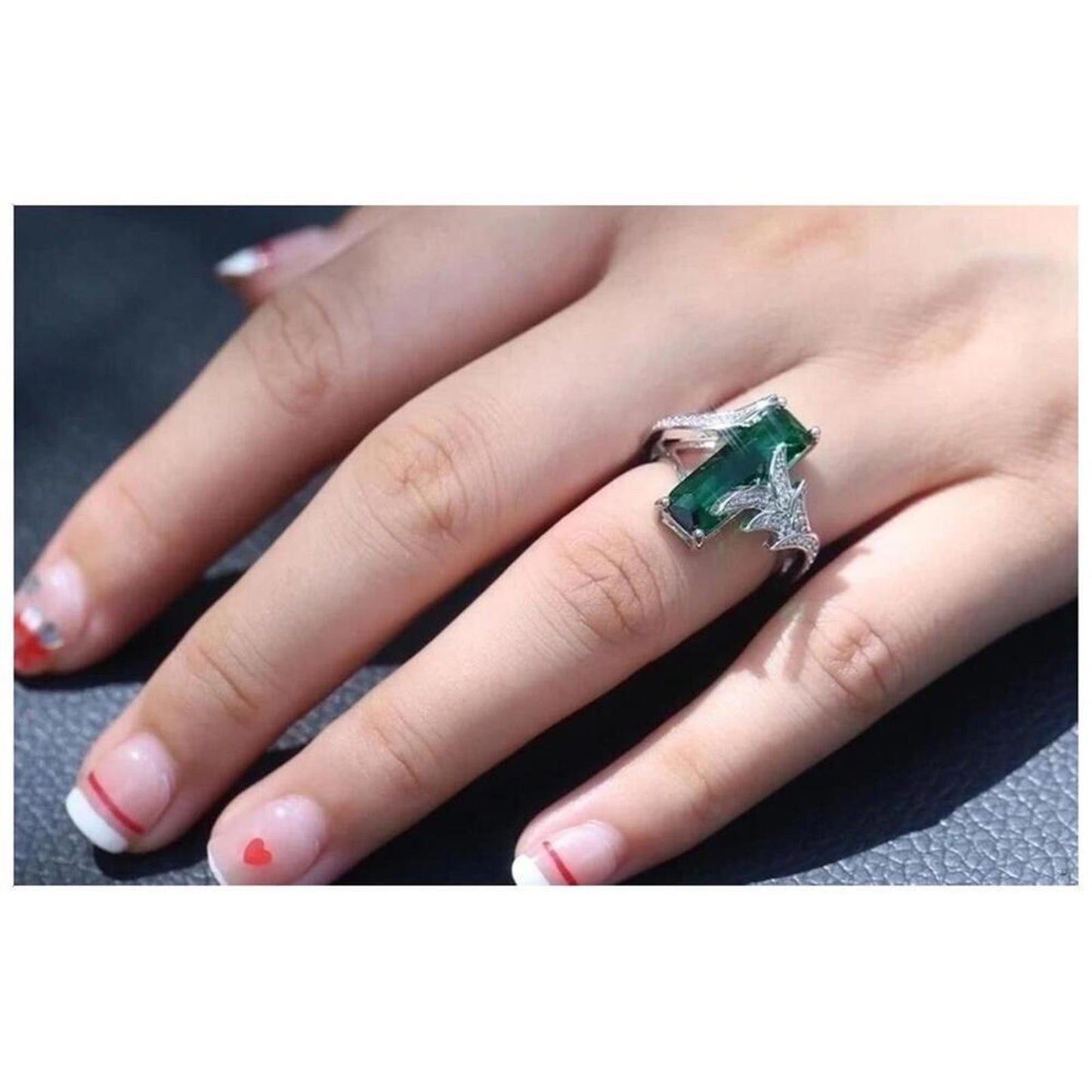 Green leaf baguette ring - silver - CZs- size 10