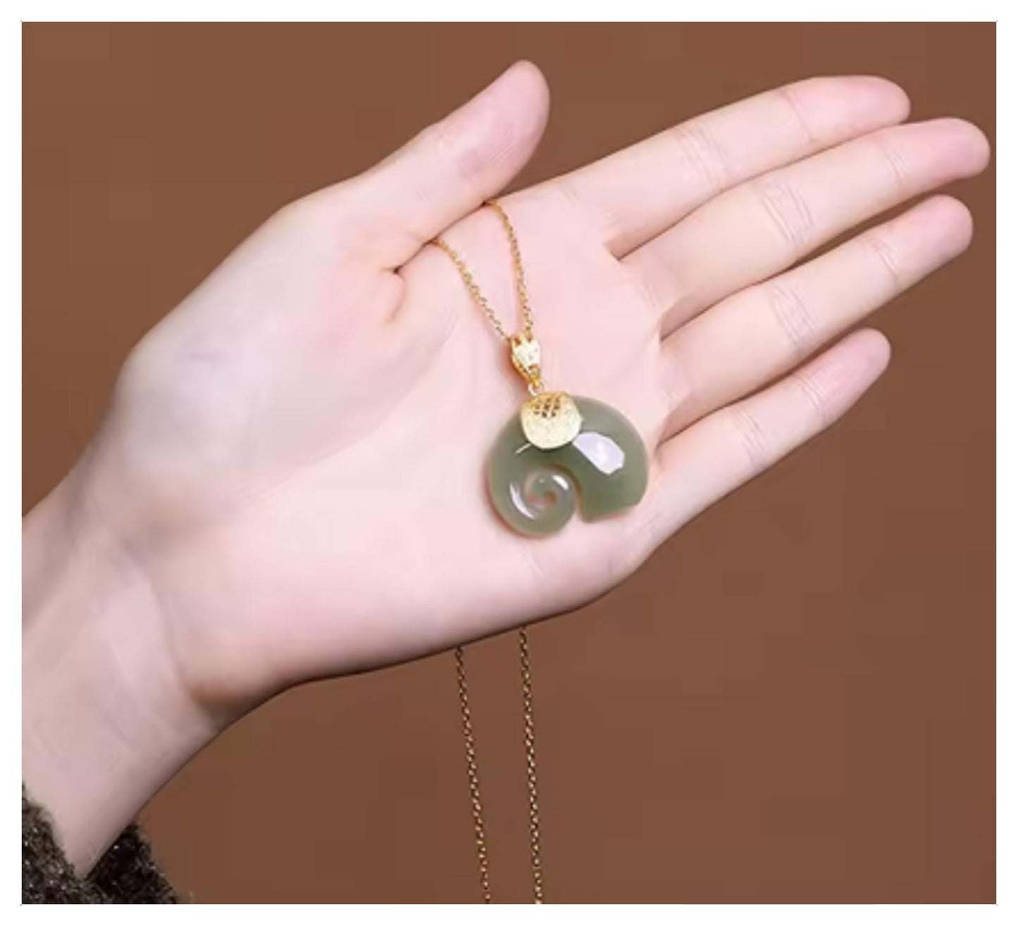 Natural green jade - Necklace - Gold - 18"