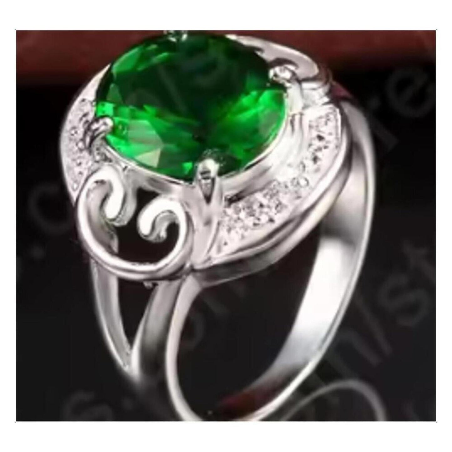 Green oval ring - silver - CZs - size 8.