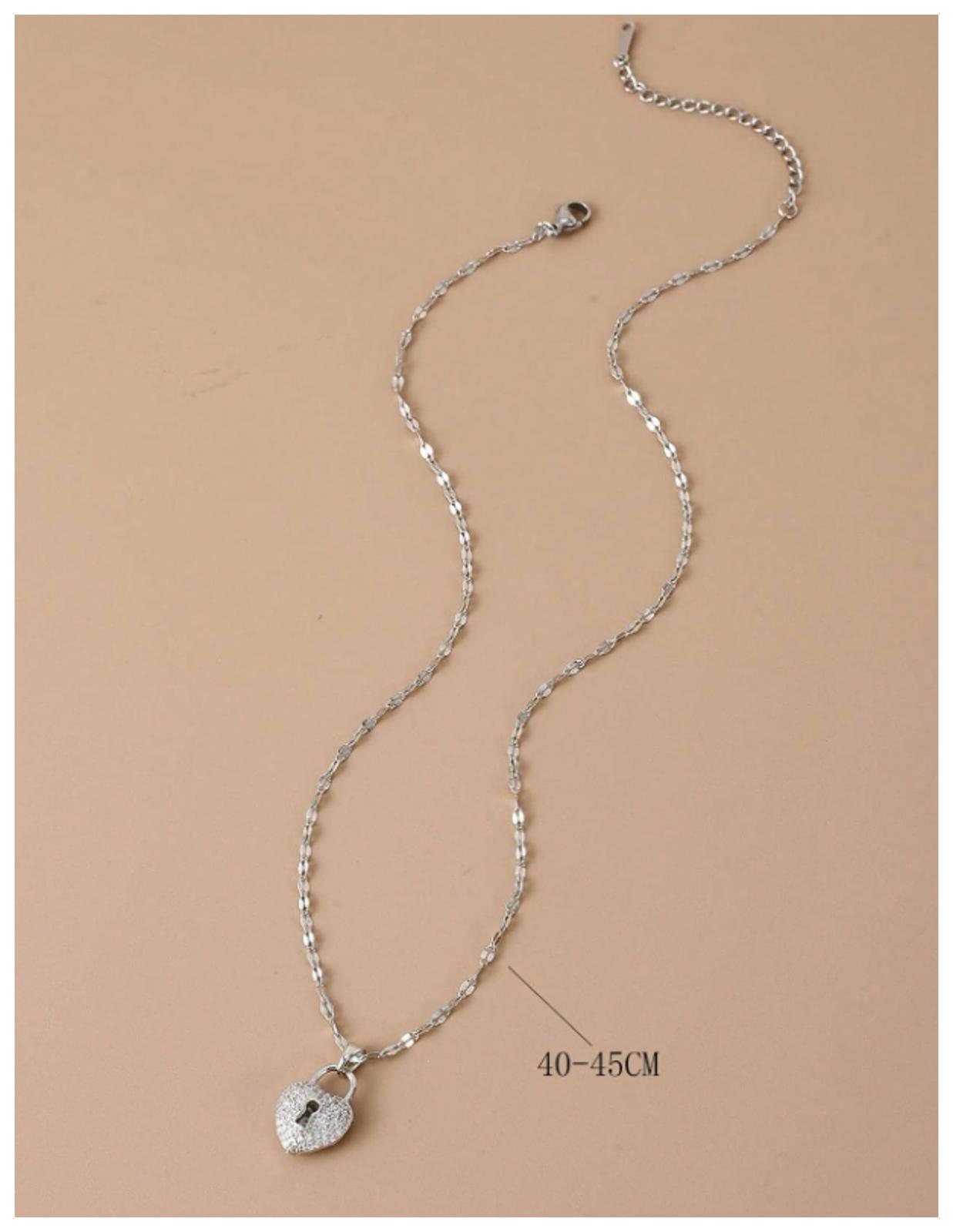 Bling heart padlock - Necklace - Silver - CZs - 18"