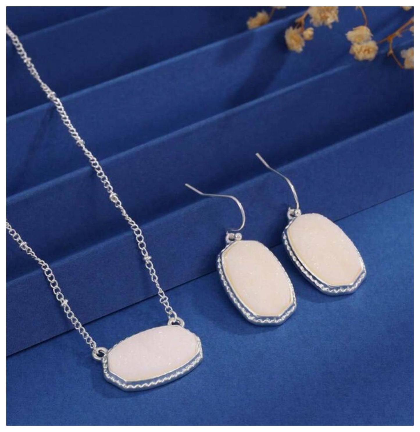 White glitter stone - Necklace/Earring set - Silver - CZs - 19"