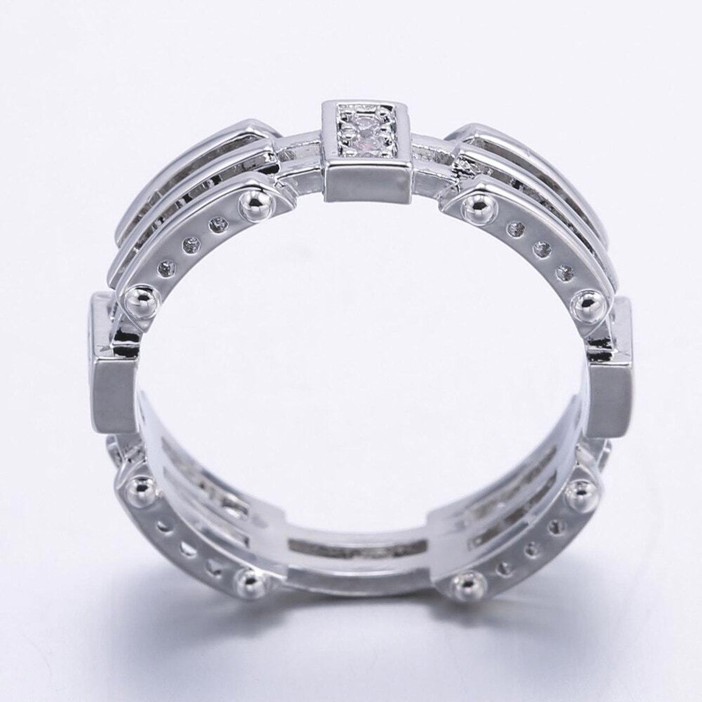 Interlocking band RING with accents - Silver - CZs- size 8