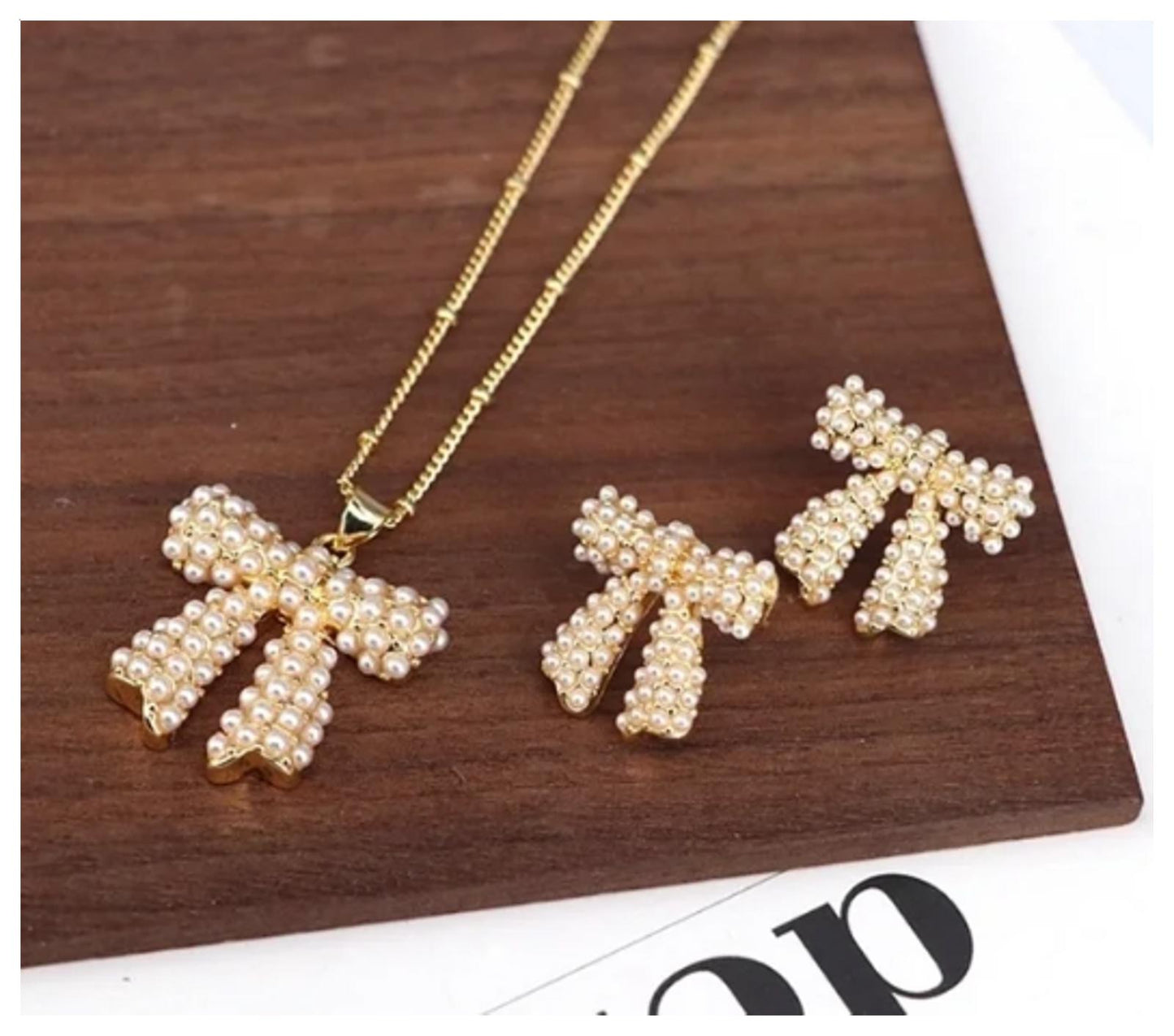 Pearl bows - Necklace/Earring set - Gold - 18"