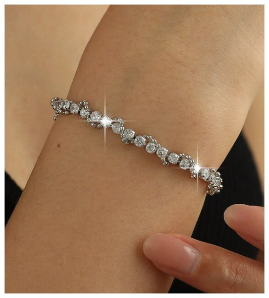 Twirled sparkle - Bracelet - Silver - CZs - 7"