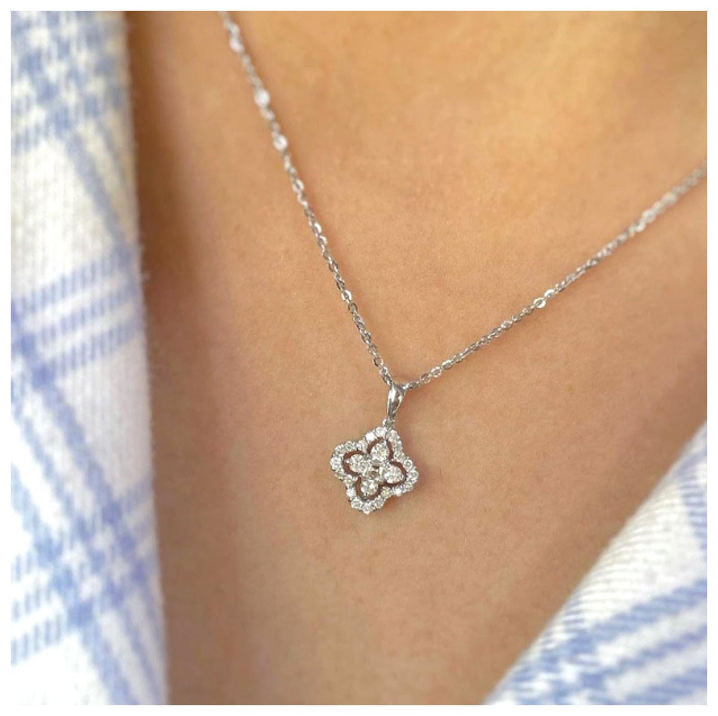 Double clover Necklace - Silver - CZs - 18"