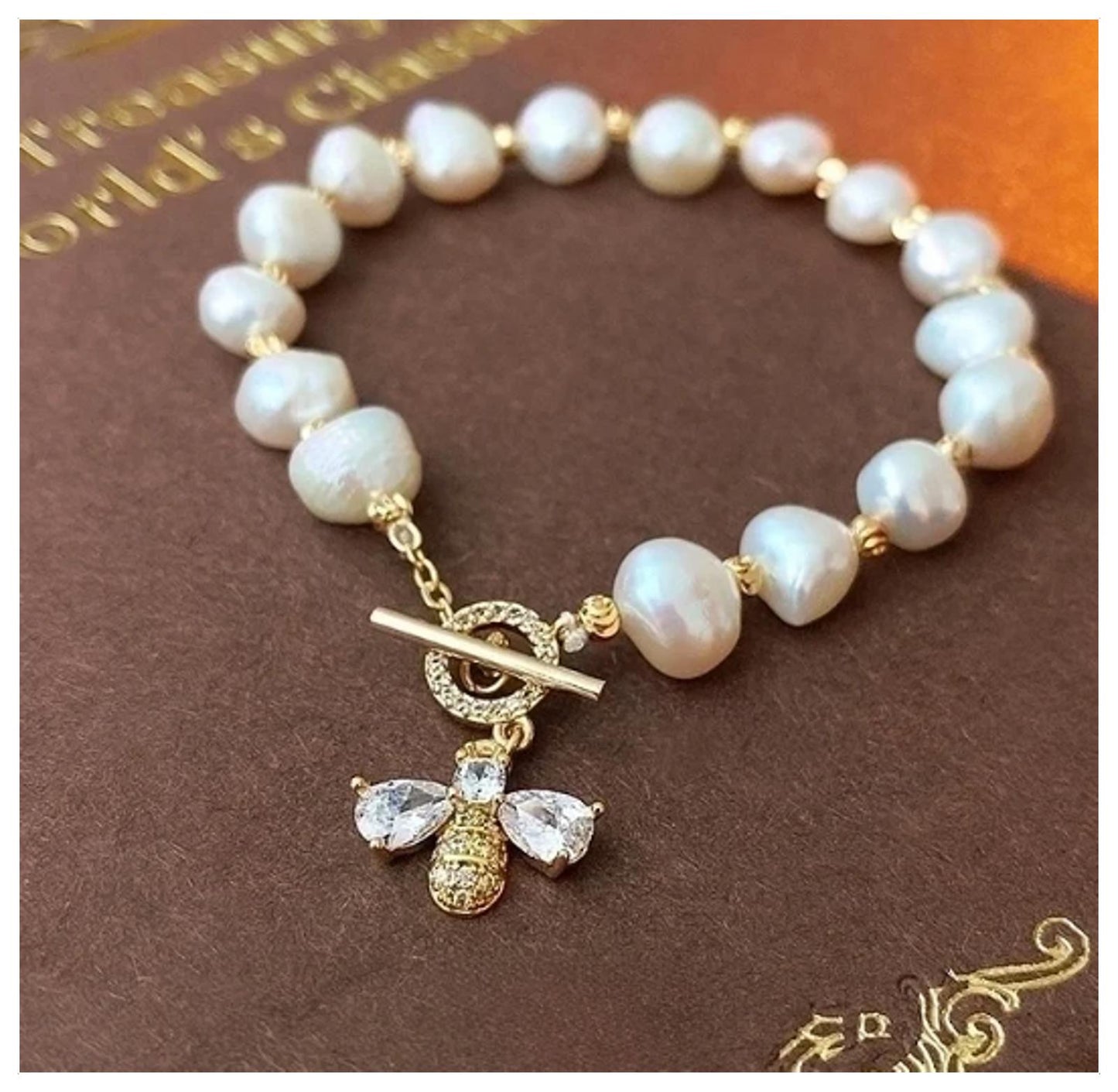 Freshwater pearl bee - Bracelet - Gold - 7.25"