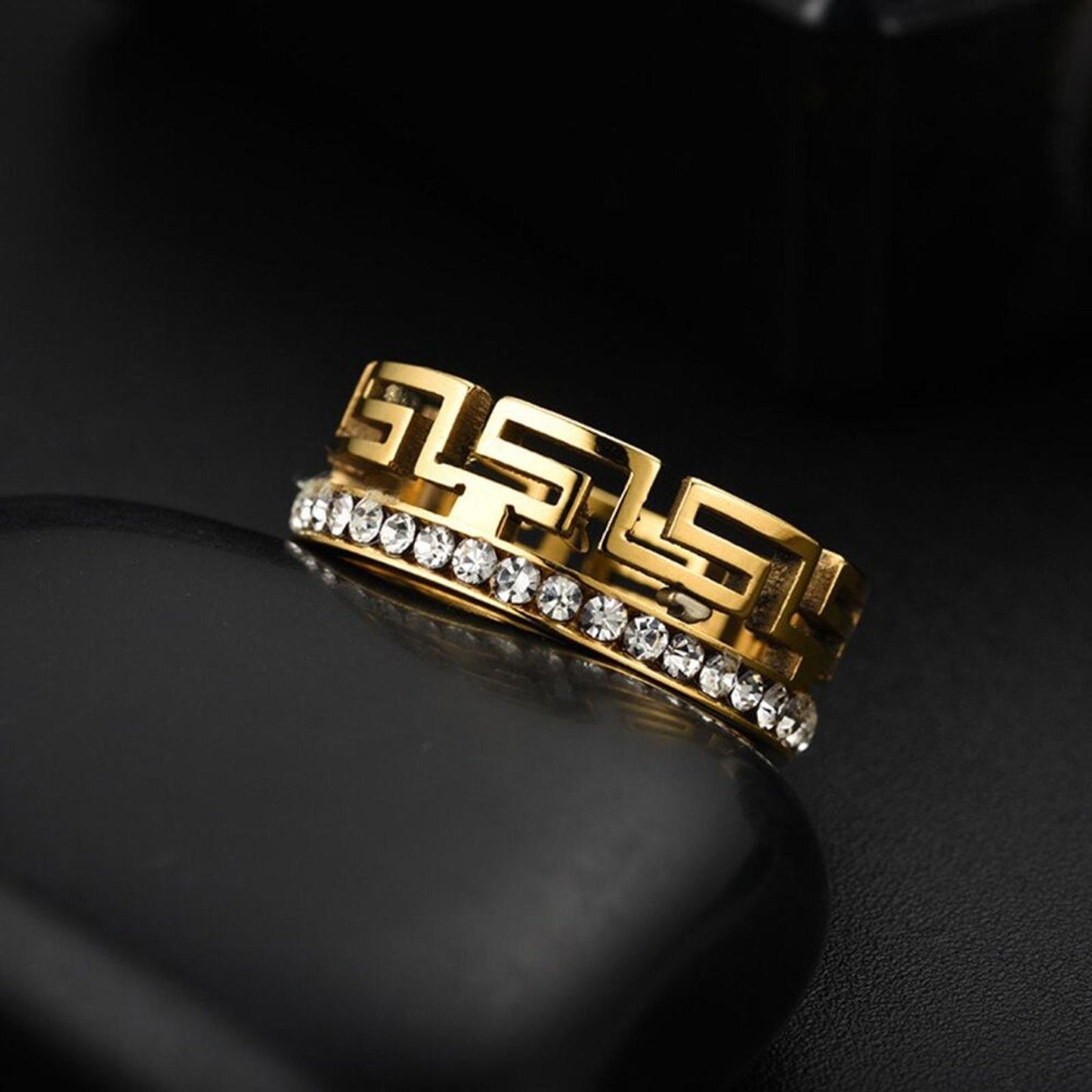 Cutout RING - Gold - CZs - size 9