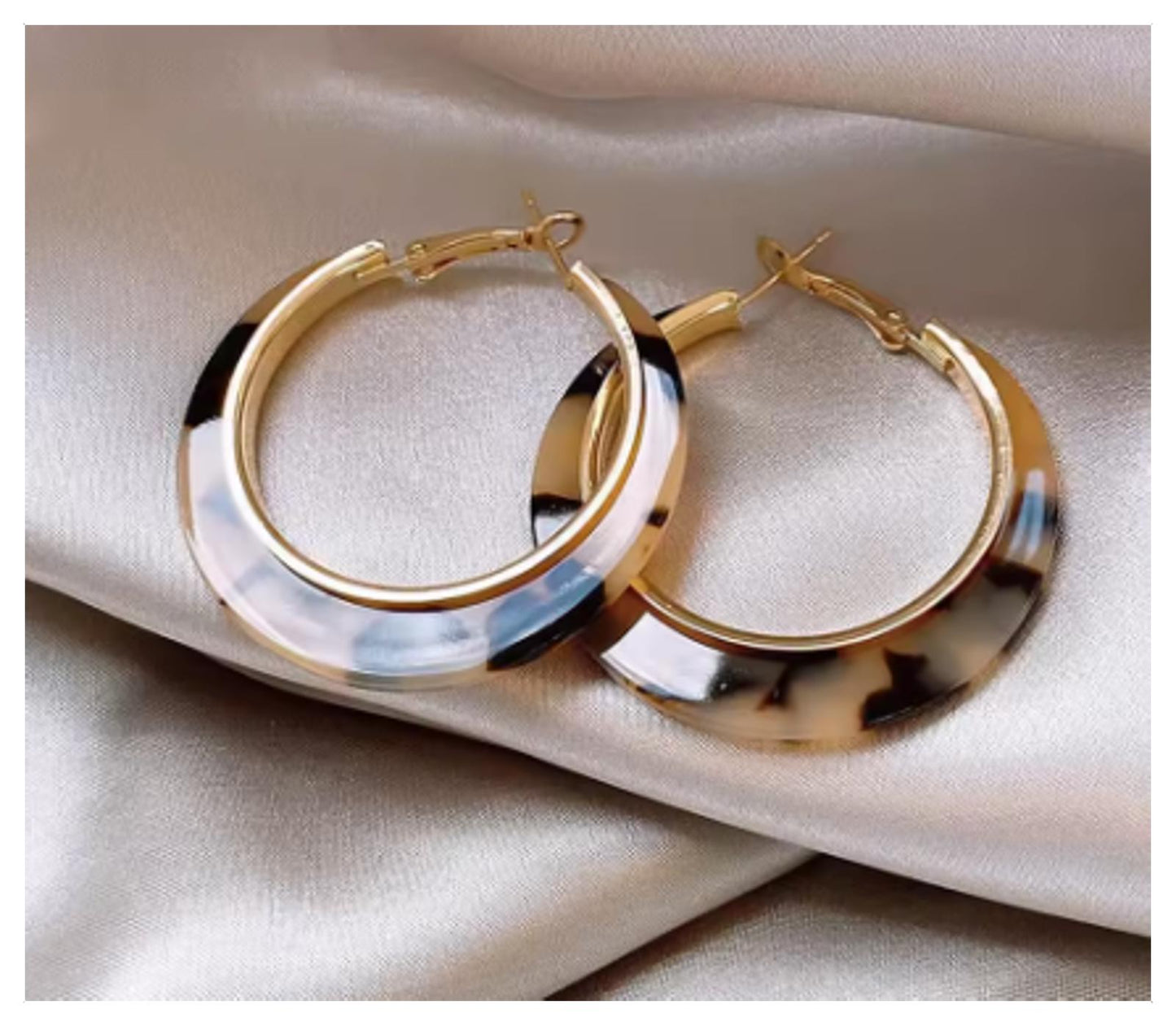Tortoiseshell hoop - Earrings - Gold - 2"