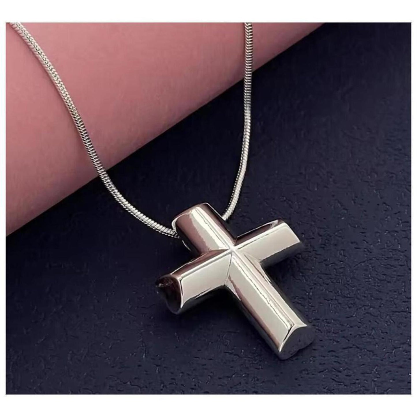 Bold cross pendant necklave - silver - 20"