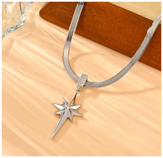 Herringbone star - Necklace - Silver - CZs - 20"