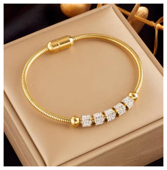 Rhinestone beaded bangle - Bracelet - Gold - CZs - 7.5"