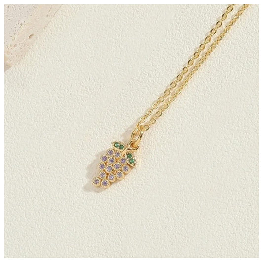 Small bunch of grapes - Necklace - Gold - CZs - 18"