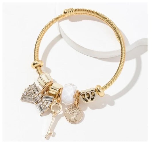 Bow and key bangle - Bracelet - Gold - CZs - 7"