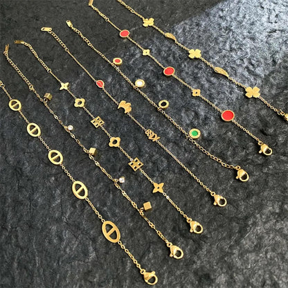 Geometric flower and square - Bracelet - Gold - 6.5 - 8"