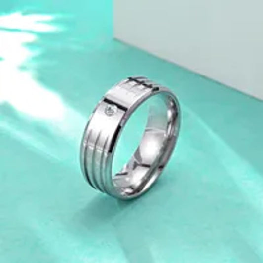Round accent groove band - Ring - Silver - CZs - Size 8