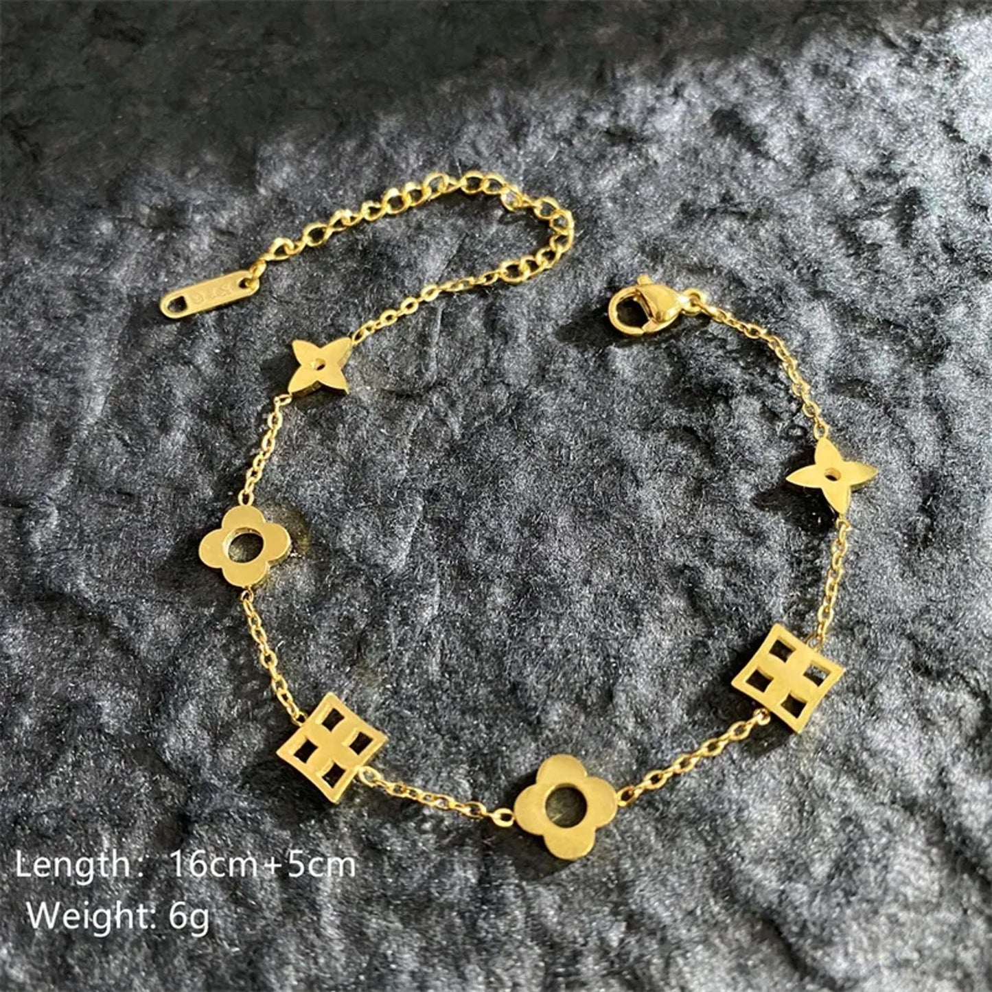 Geometric flower and square - Bracelet - Gold - 6.5 - 8"