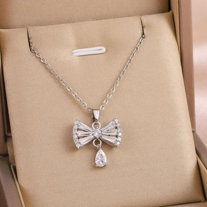 Bow droplet - Necklace - Silver - CZs - 18"