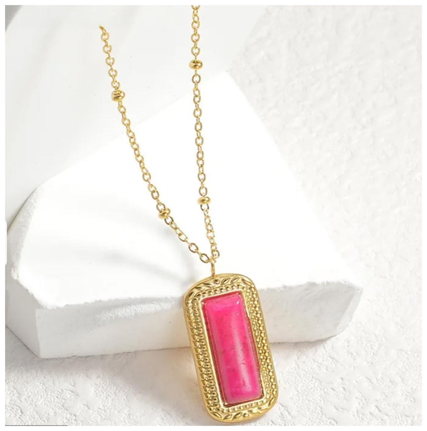 Natural pink agate rectangle pendant - Necklace - Gold - 18"