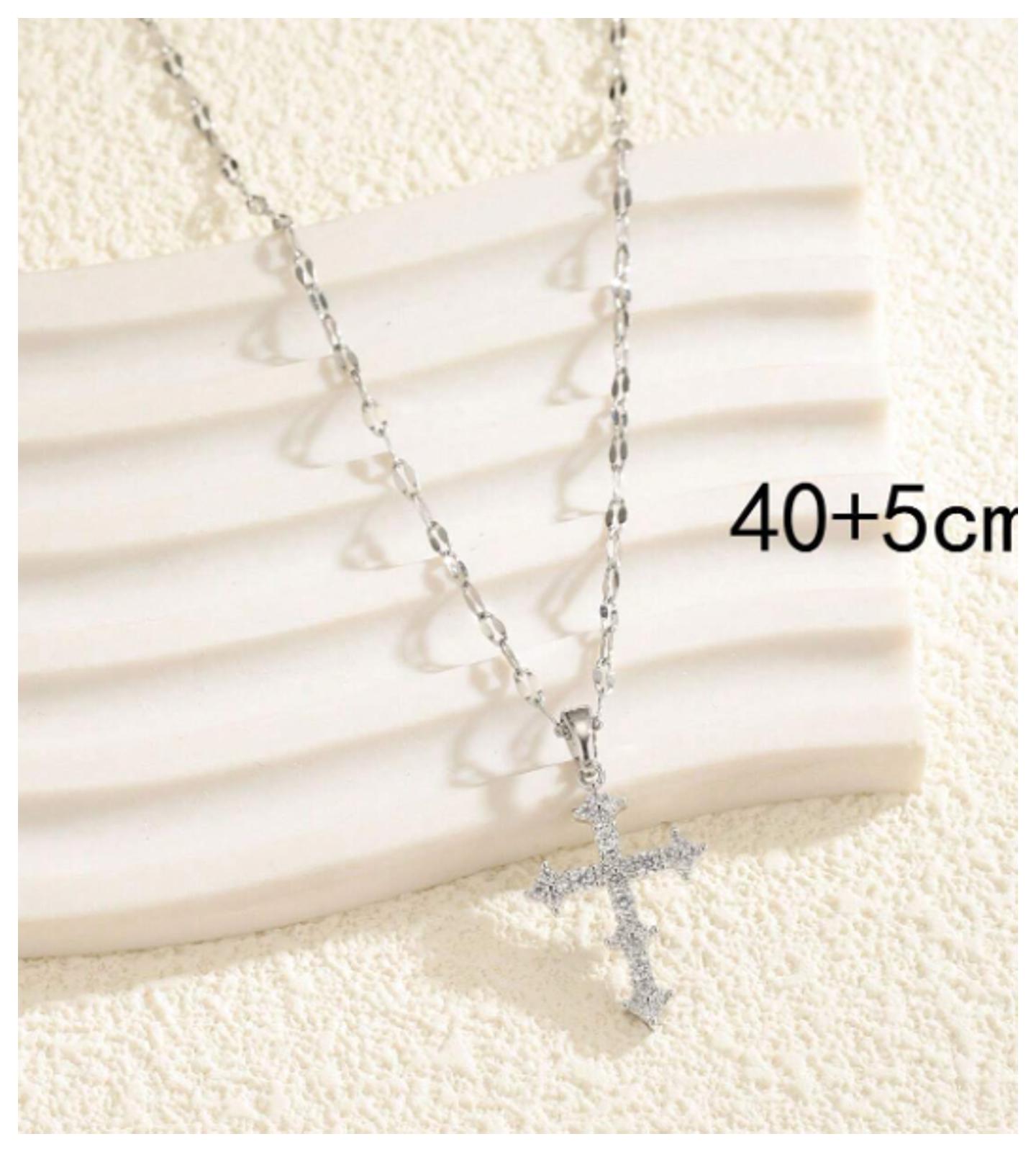 Pointed cross - Necklace - Silver - CZs - 18"