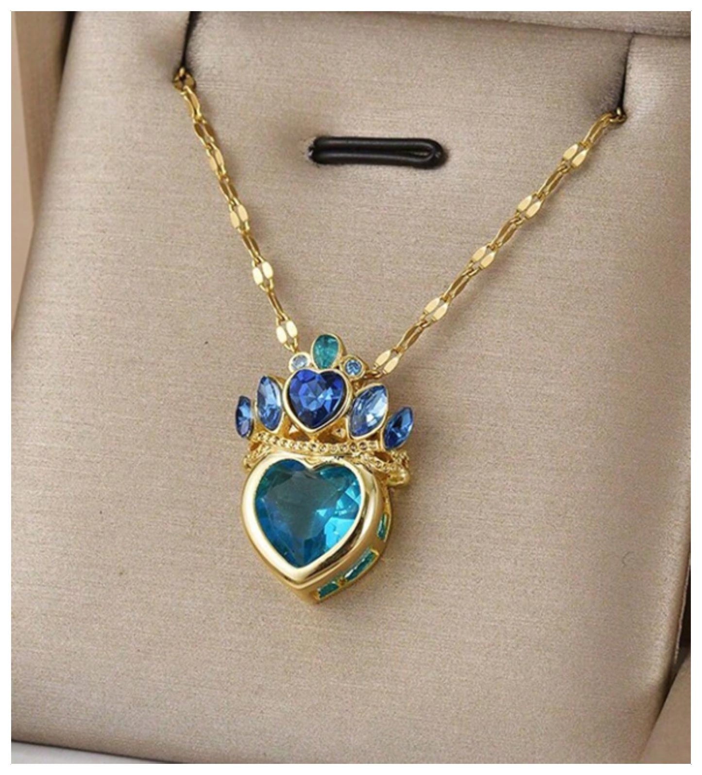 Blue heart crown - Necklace - Gold - CZs - 18"