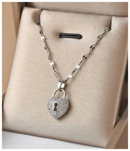 Bling heart padlock - Necklace - Silver - CZs - 18"