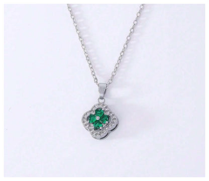 Green emerald colored clover - Necklace - Silver - CZs - 18"