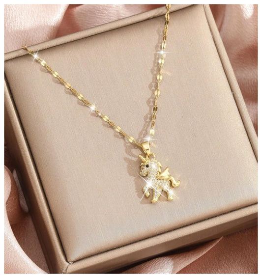 Unicorn necklace - Necklace - Gold - CZs - 18"