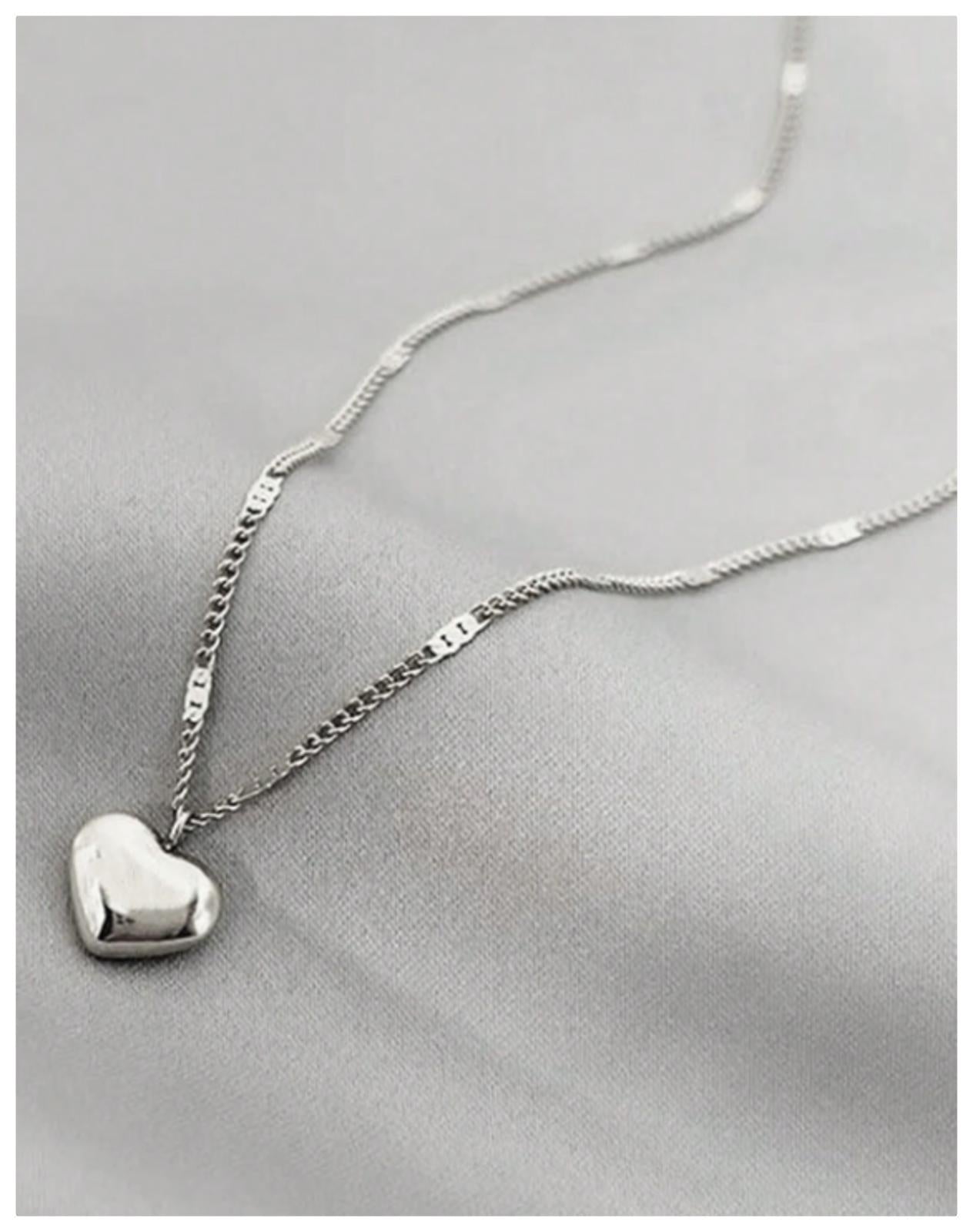 LOVE puff heart - Necklace - Silver - 18"
