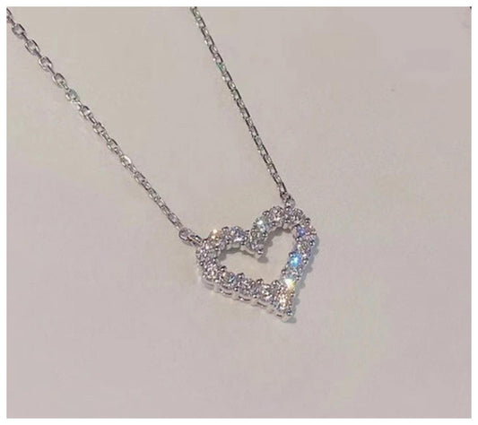 Petite sparkle heart - Necklace - Silver - CZs - 18"