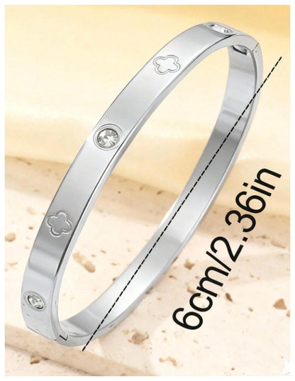 Clover design hinged bangle - Bracelet - Silver - CZs - 7"