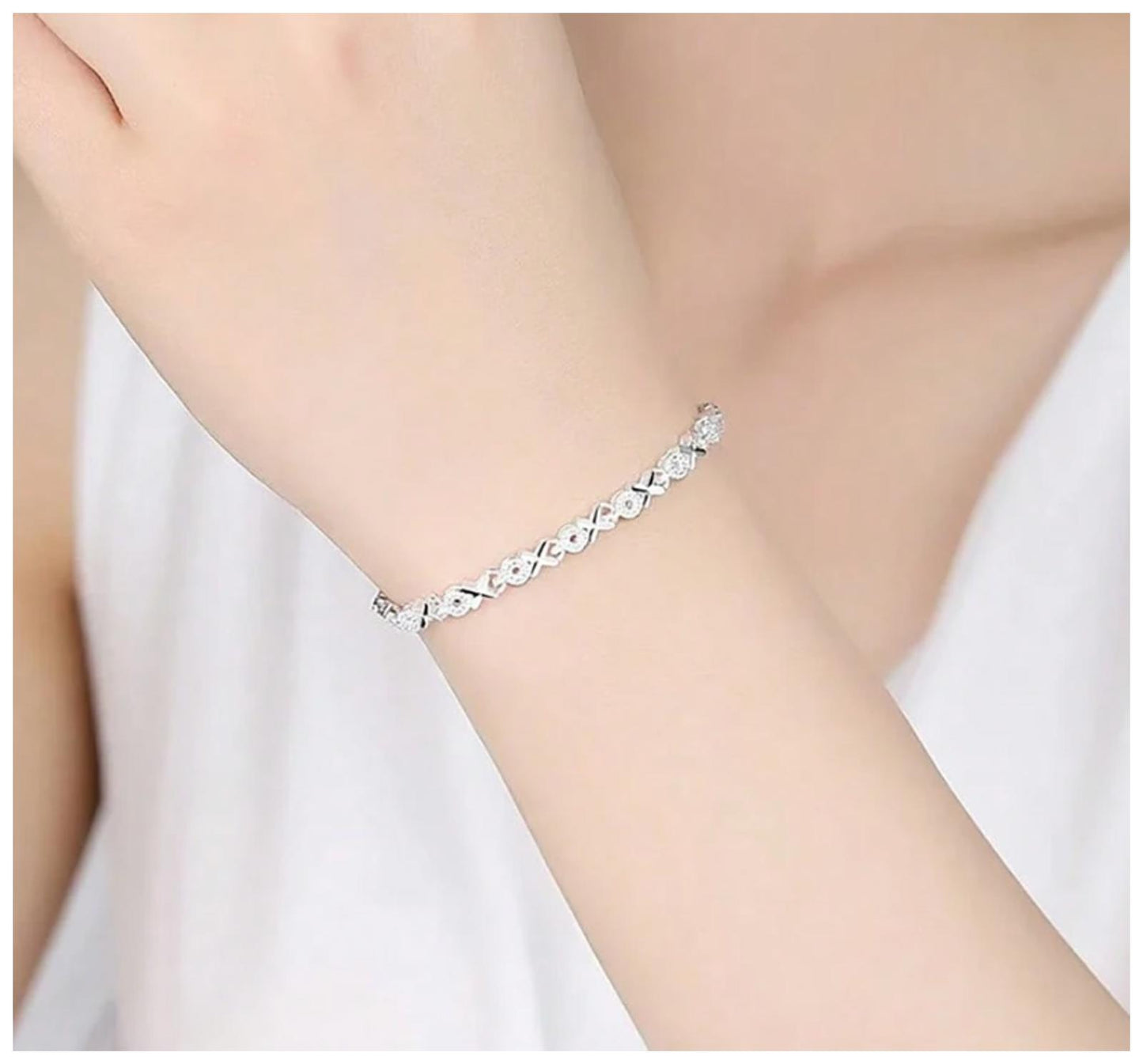 Xs and Os - Bracelet - Silver - 6.5 - 8"