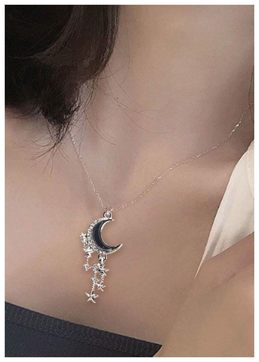 Black crescent moon - Necklace - Silver - CZs - 18"
