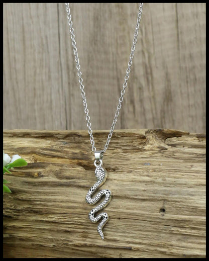 Antiqued snake - Necklace/Earring set - Silver - 18"
