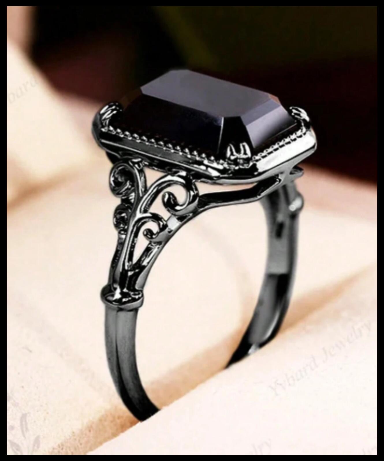 Gothic black rectangle - Ring - black Silver - CZs - Size 5