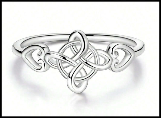Celtic knot - Ring - Silver - Size 6
