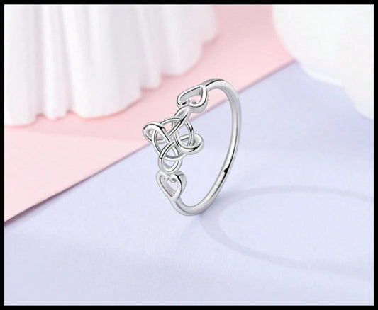 Celtic knot - Ring - Silver - Size 6