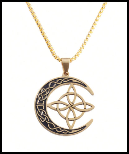 Moon and celtic knot - Necklace - Gold - 20"