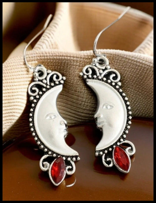 Red man in the moon crescent - Earrings - Silver - CZs - 1"