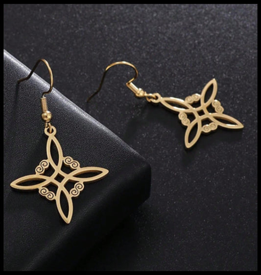 Celtic 4 point knot - Earrings - Gold - 1.25"